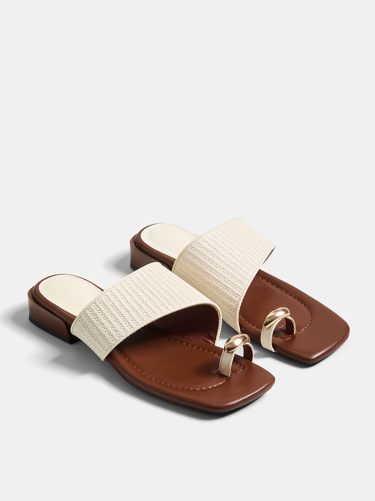 GOLDEN RING SUMMER SANDALS